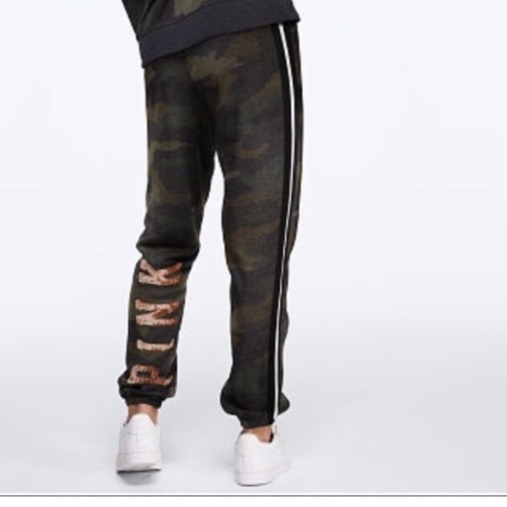 VICTORIA'S SECRET PINK Gold Bling Sequin Classic Sweatpant Green Camo L - Picture 1 of 9